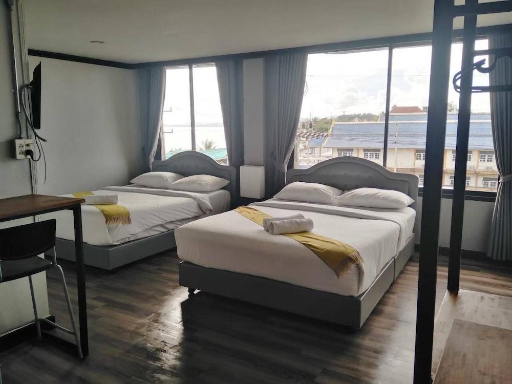 Pimpimarn Beach Hotel