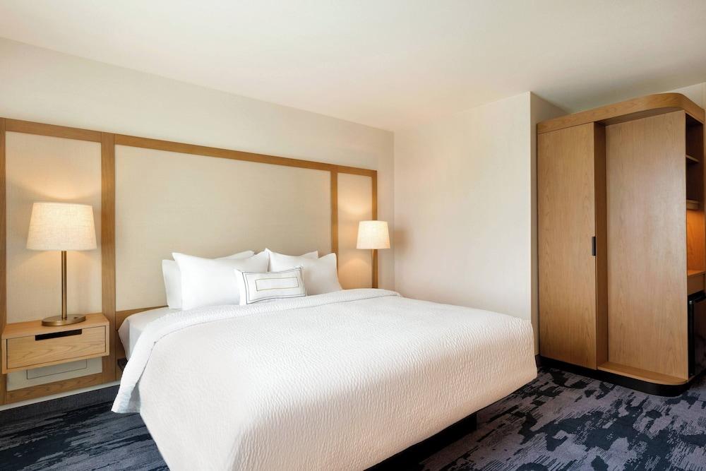 Fairfield Inn & Suites by Marriott Boulder Longmont