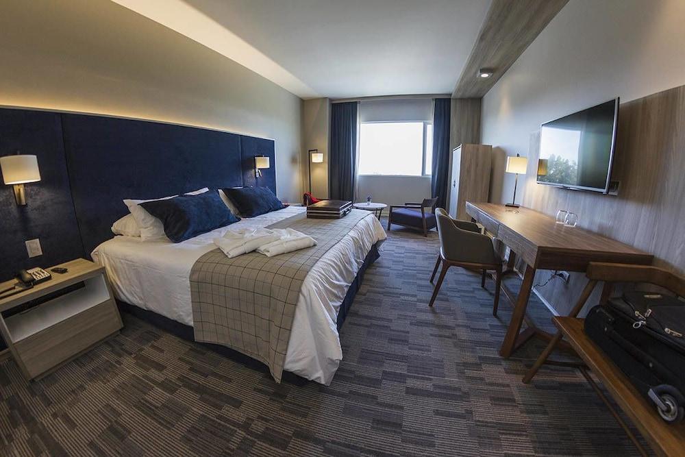 Hotel Parada Linares