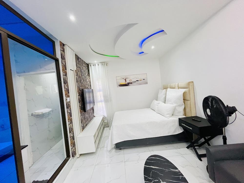 Highlands Lodges and Apartments