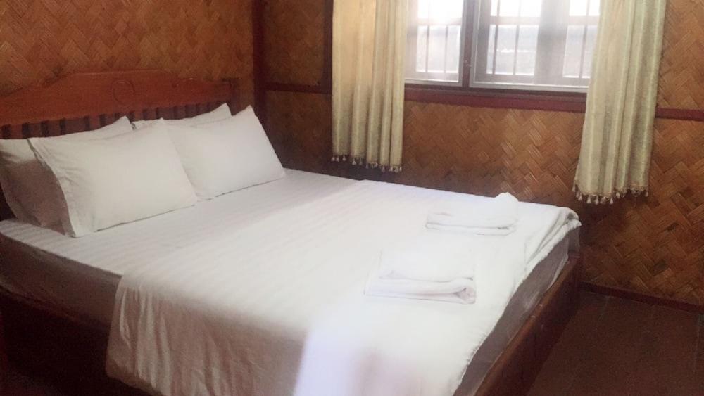 Vang Vieng Garden Bungalow