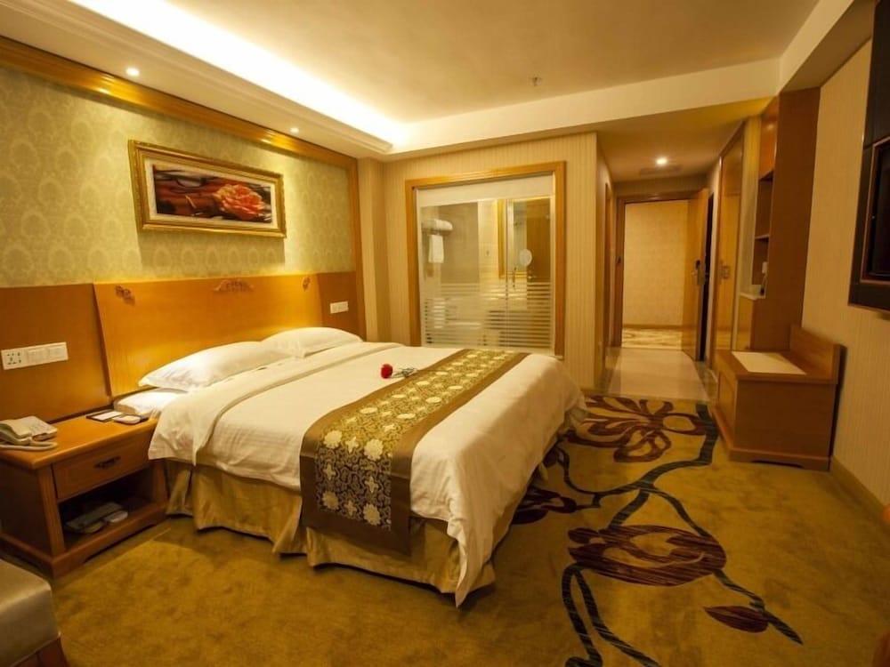 GreenTree Inn ZhuHai Jinwan District Zhuhai Airport Jilin University Hotel