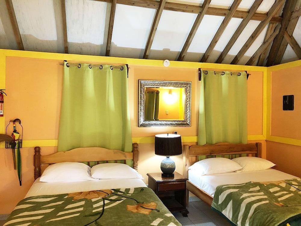 Howler Monkey Resort