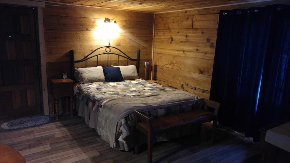 Wolfwood Guest Ranch