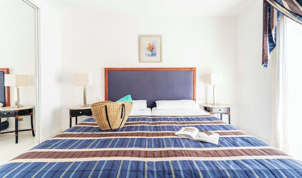 Ona Beverly Hills Heights