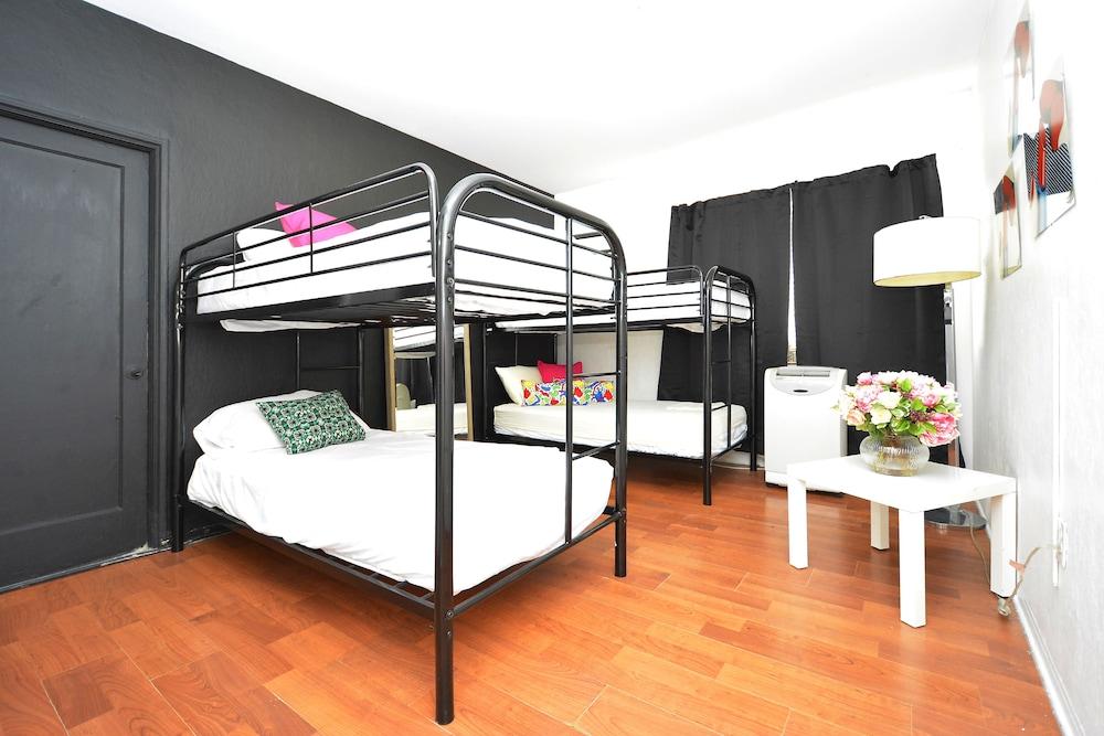 South Beach Rooms and Hostel