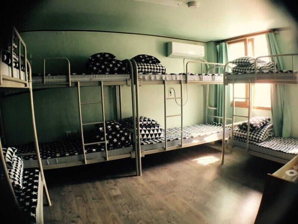 Donghae Sol Guesthouse - Hostel