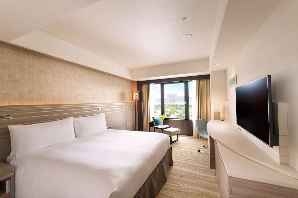 DoubleTree by Hilton Okinawa Chatan Resort