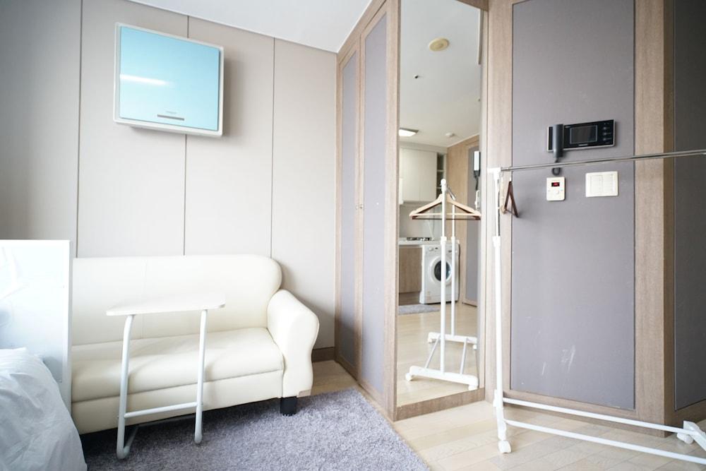 Galaxy Sinsa Sharmang