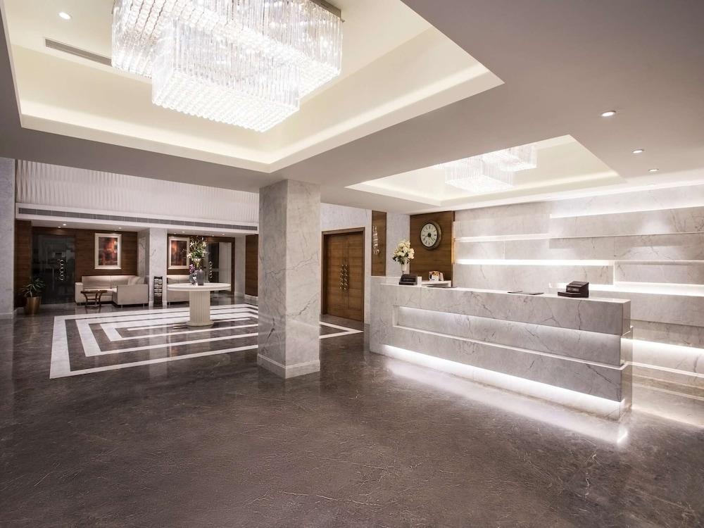 Singhania Sarovar Portico Raipur