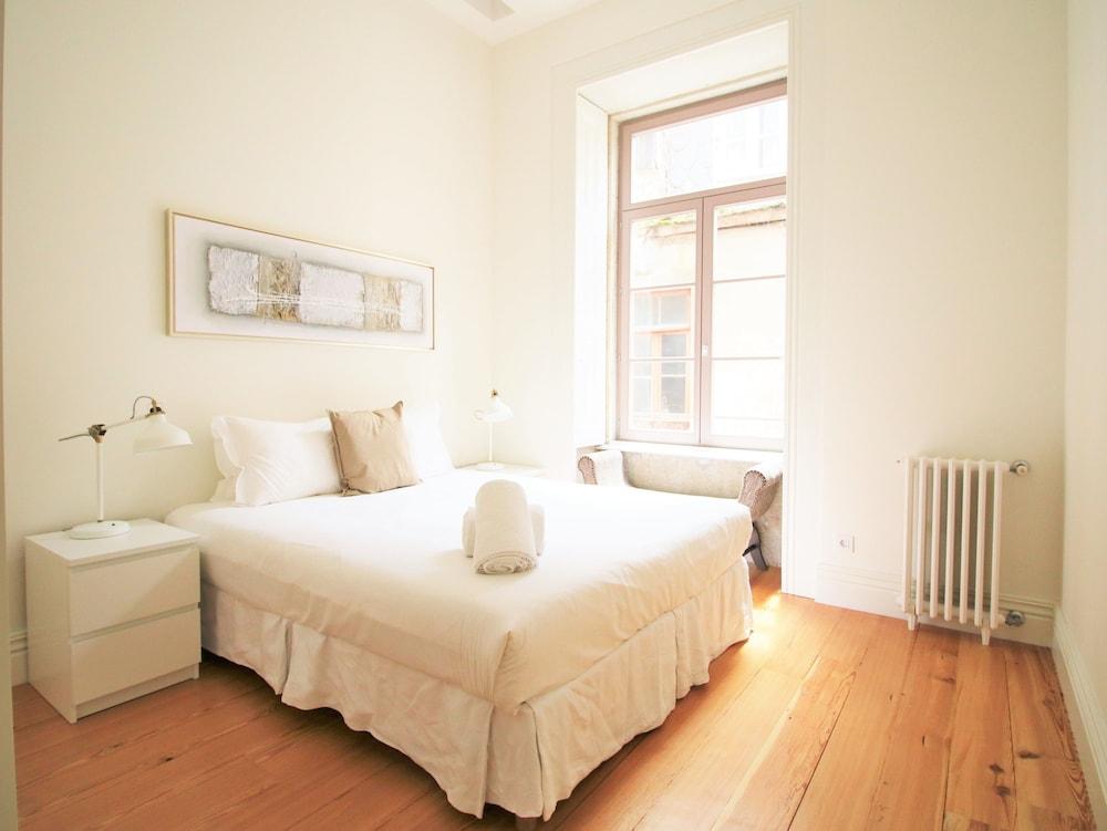 RIBEIRA by YoursPorto