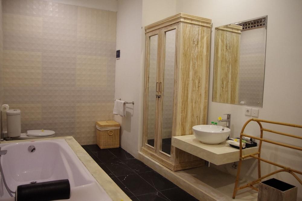 Bali Taman Sari Villa & Restaurant