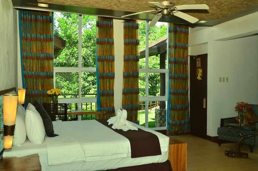 West 35 Eco Mountain Resort