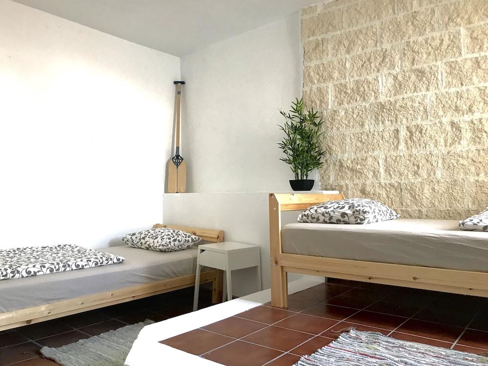 Endless Summer Hostel - Adults Only