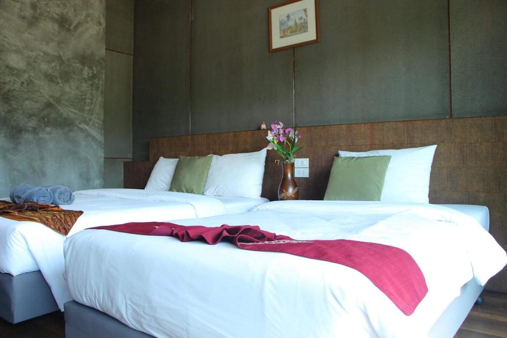 Blue Mountain Phangnga Resort