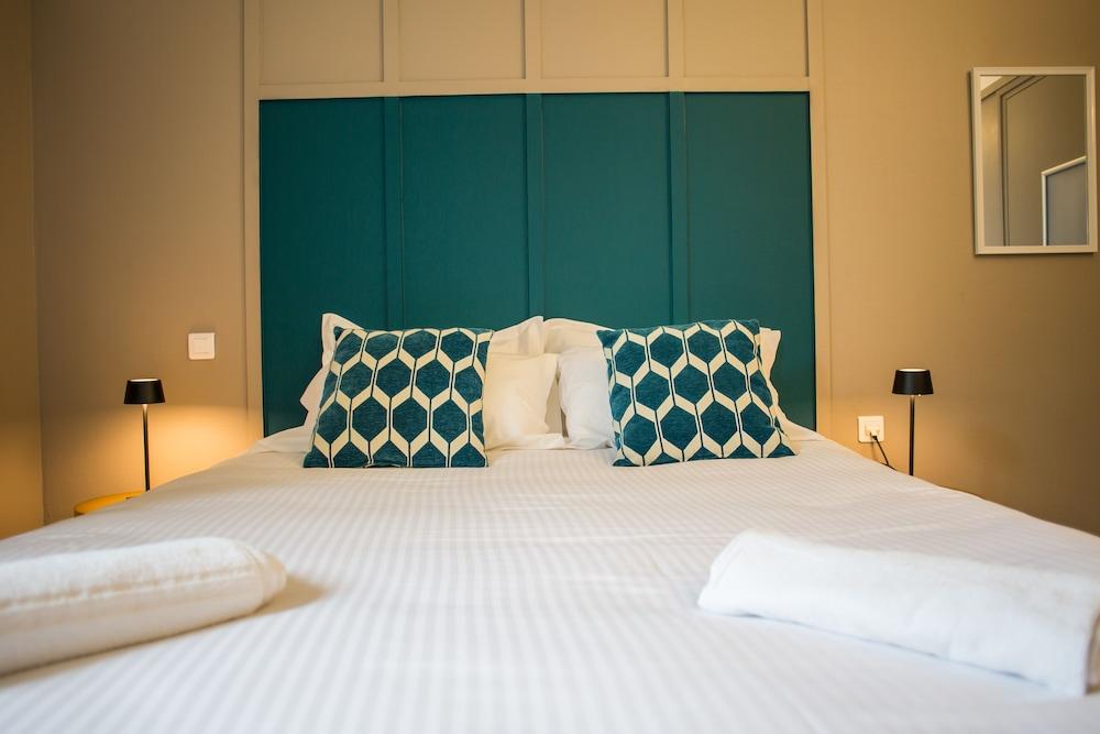 Domaine de La Briandais, a place of electromagnetic sobriety