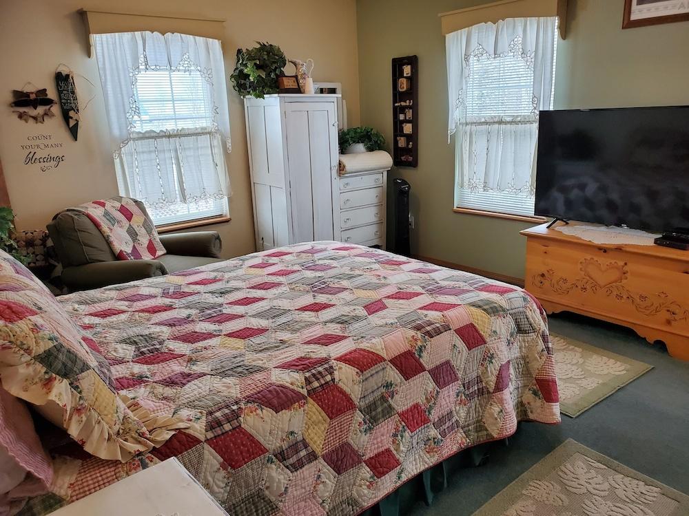 Alaska's Lake Lucille B&B