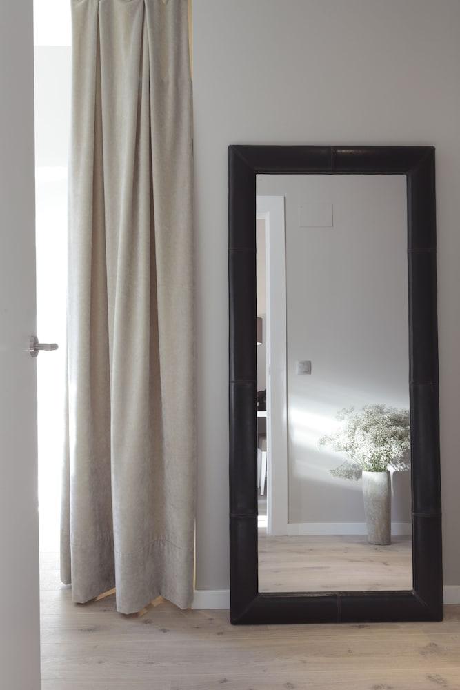 Apartments Rambla 102