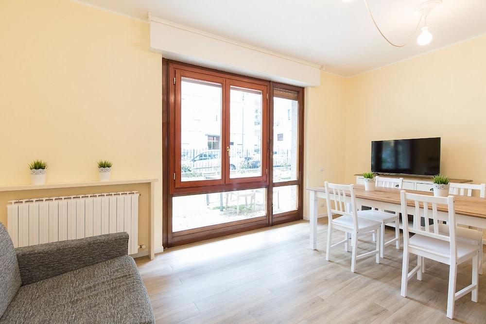 Impero House Rent - Adelaide