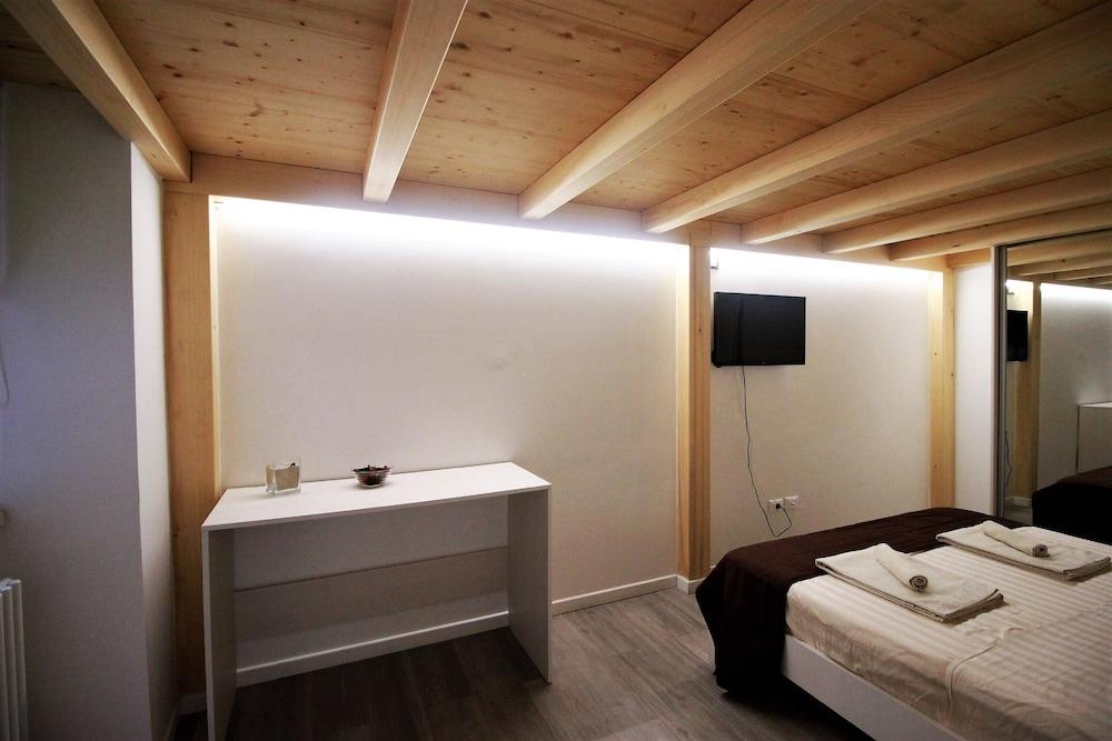 Budapest Easy Flat - Teresa Lux Apartment