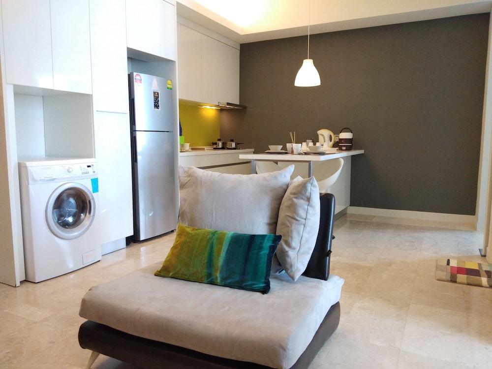 The Signature Service suite Mont Kiara by KLHomeSweet