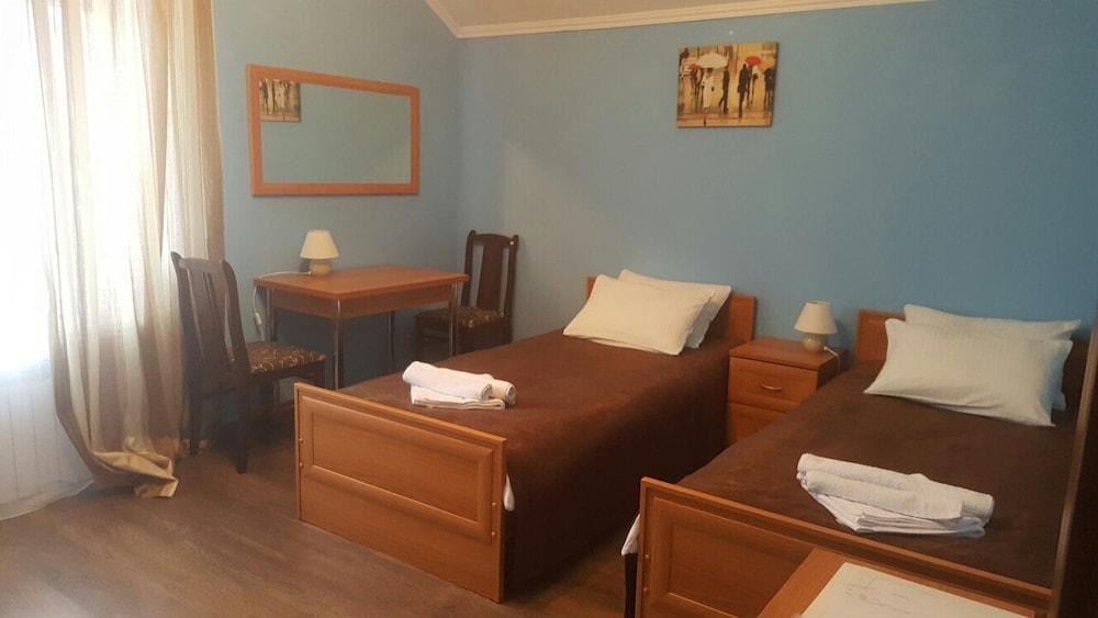 Mini Hotel Universitetskaya