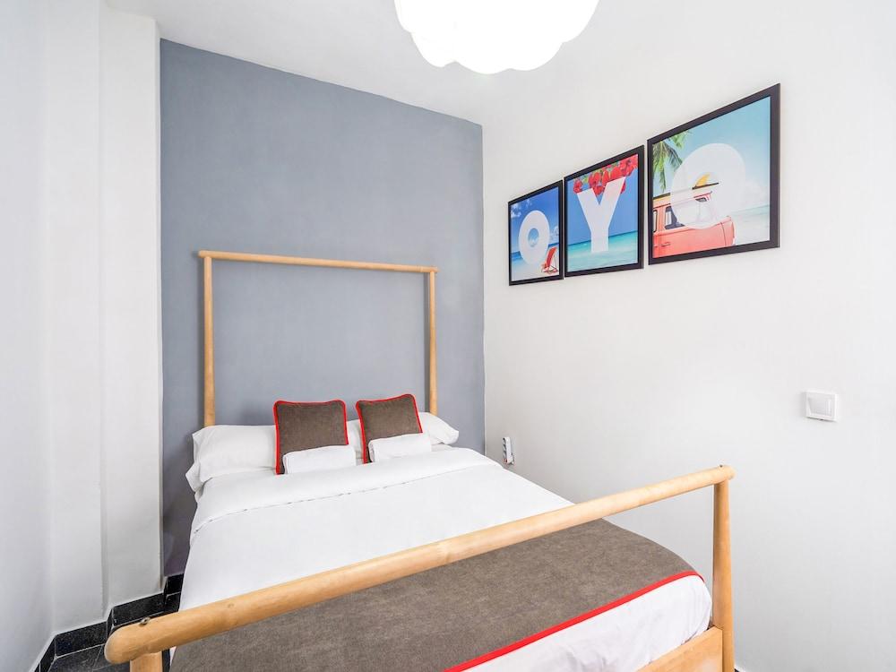 OYO Ruzafa Guesthouse