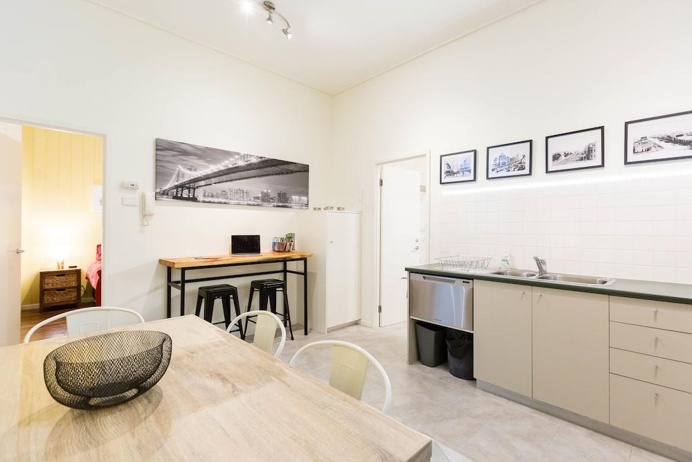 ARCHIE, 1BDR Melbourne Apartment