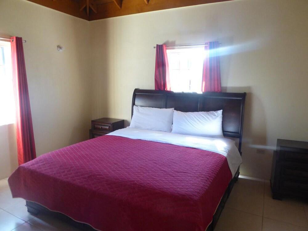 Paradise  Beach Front Apartment