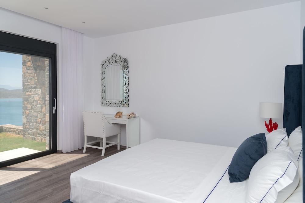 Villa Dimitra by Elounda Island View Villas