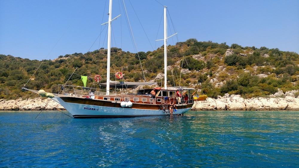 Dilara Boat