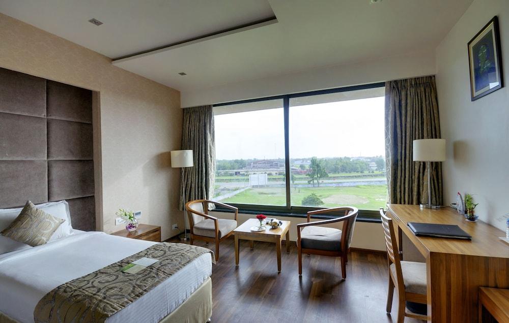 Boulevard9, Nadiad – IHCL SeleQtions