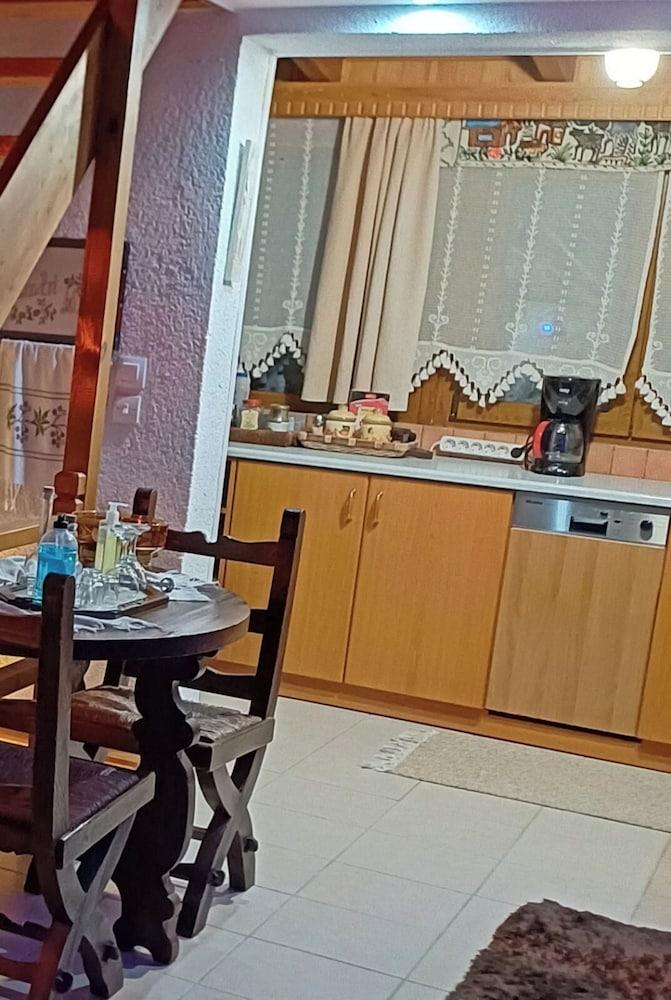 Family Abode for Vacation in Arachova