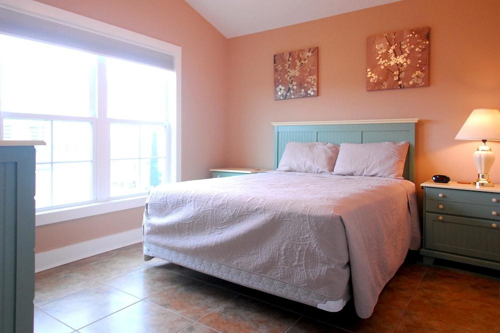 South Beach Cottages - 2706 Apartment 4