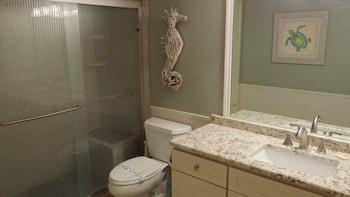 Palm Cay 9 1 Bedroom Condo by RedAwning