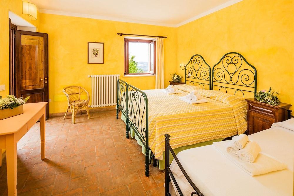 Castello di Titignano