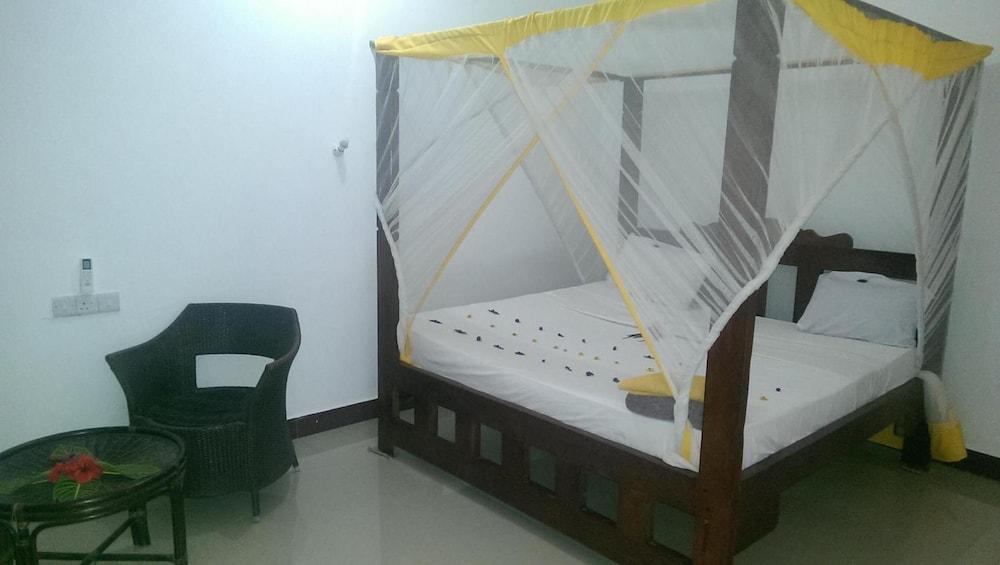 Union Beach Bungalows