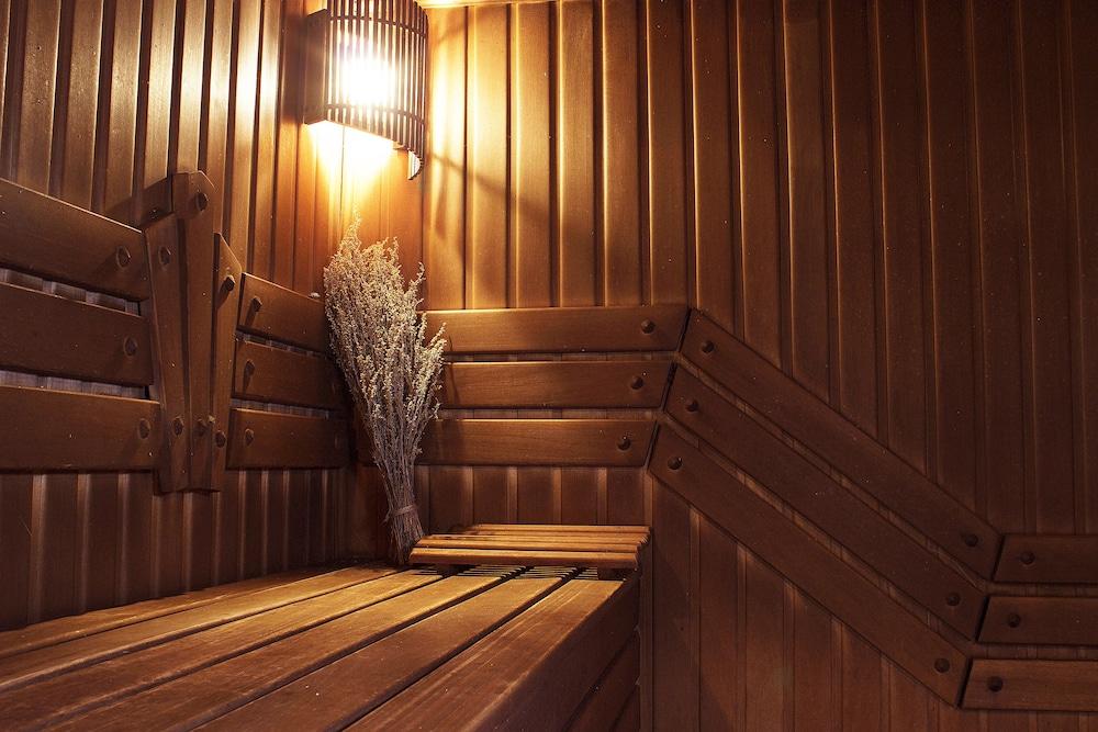 Hotel Complex Tseleevo