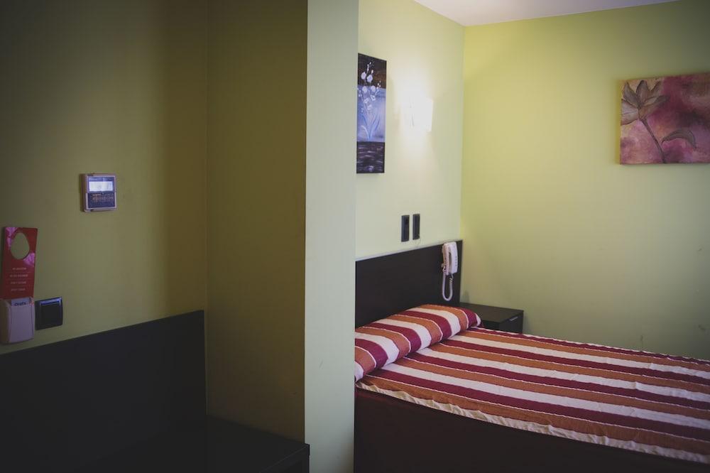 Hotel Restaurante La Bodega