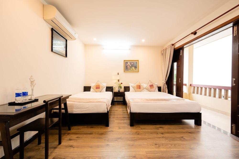 B'Lan Riverside Villa