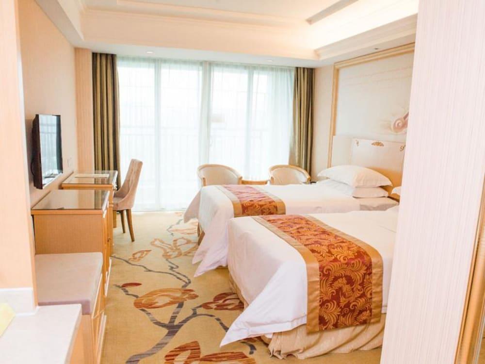 Vienna Hotel Qingyuan Taihe Ancient Cave