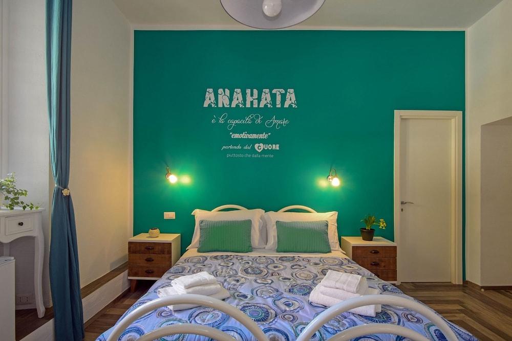 Allegras House Caracciolo