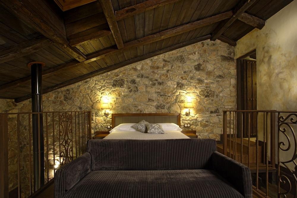 Hotel Rural Los Anades