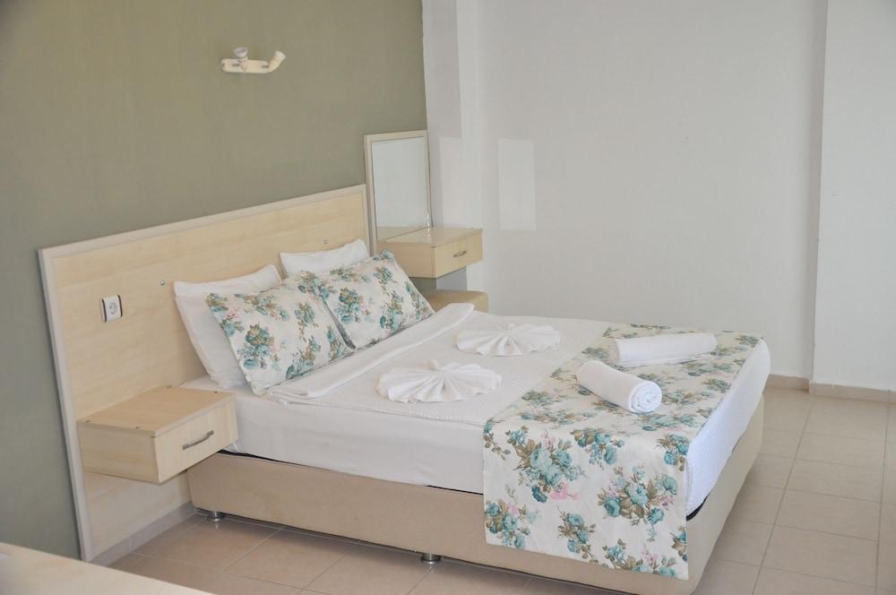 Lacivert Boutique Hotel