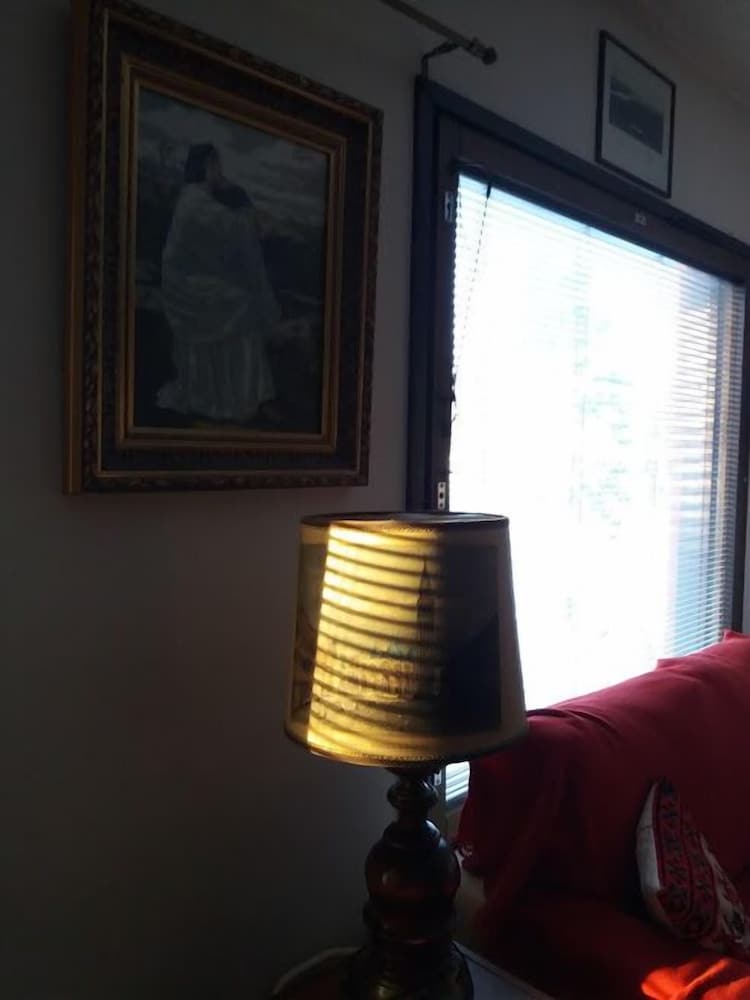 Spacious 4 Room Apartment & Sauna