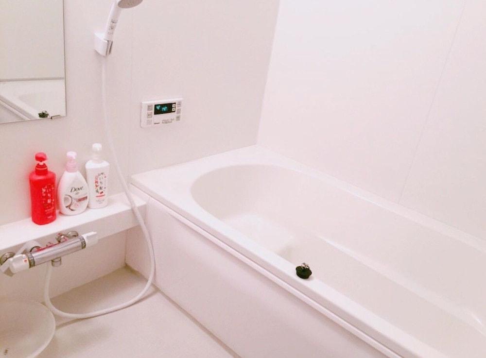 Osaka guesthouse RELASTAY