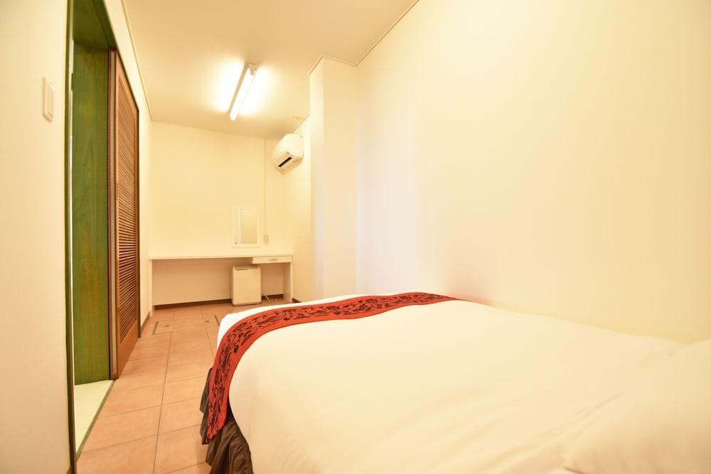 Kaiho Fusaki main building