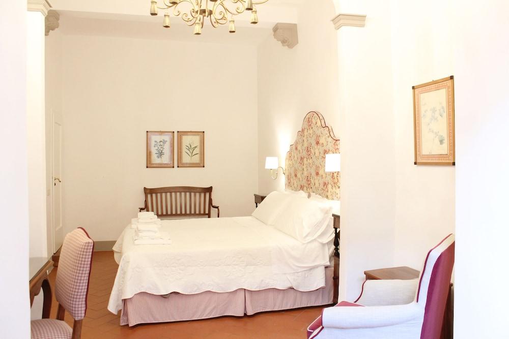 Borgodegreci Apartments