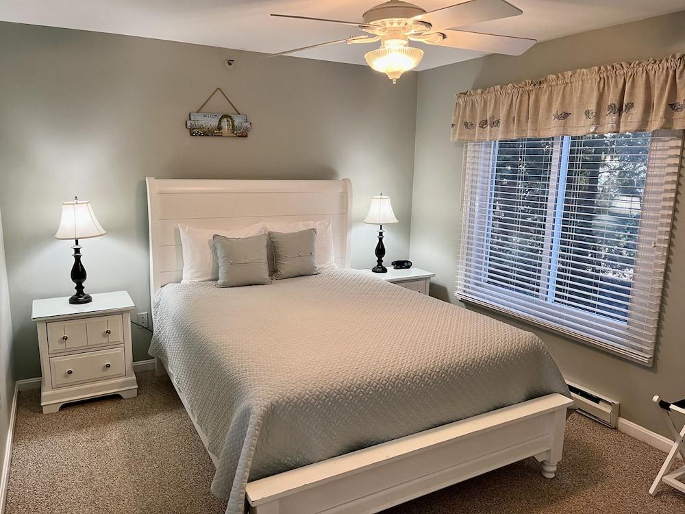 Elmwood Resort Hotel