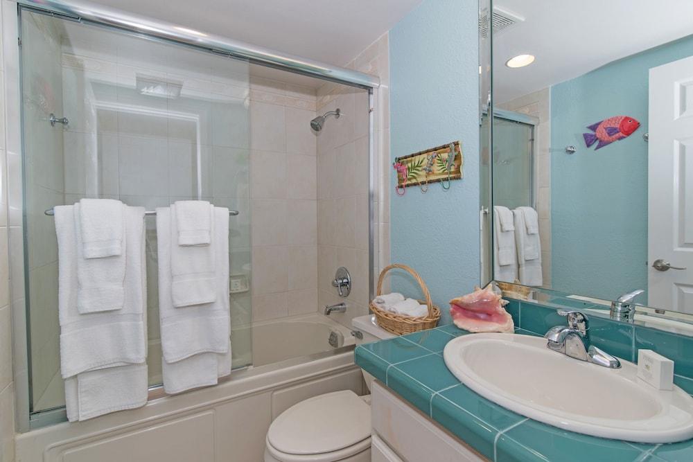 The Colonial Club, Oceanfront Condos